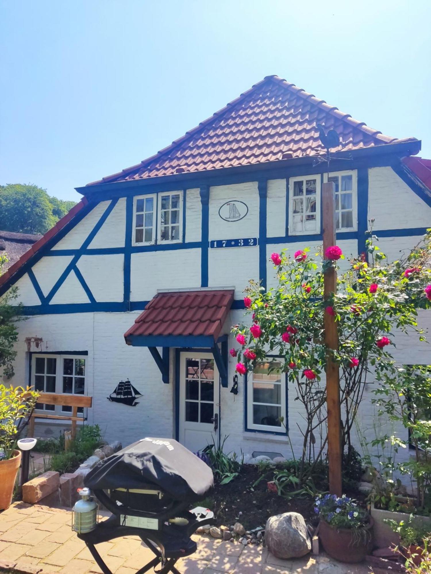 Fischerhaus Blankenese Хамбург Екстериор снимка
